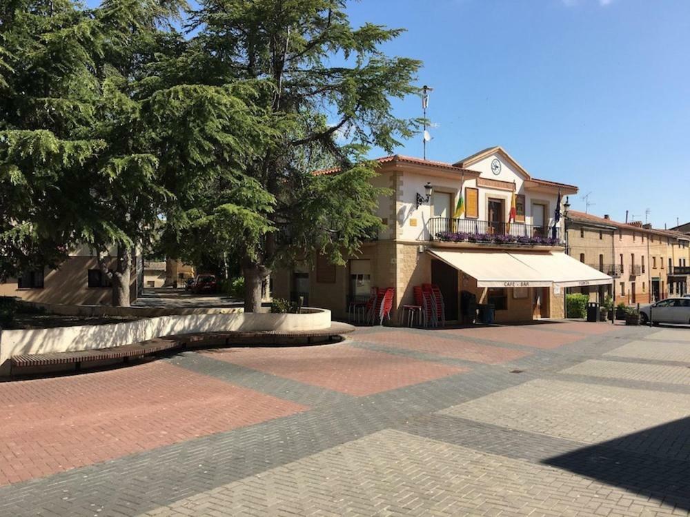 Apartamentos Turisticos Leiva -La Rioja Exterior foto