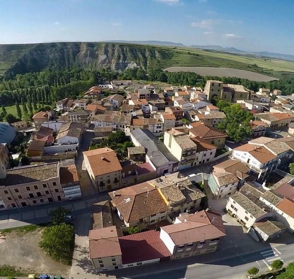 Apartamentos Turisticos Leiva -La Rioja Exterior foto